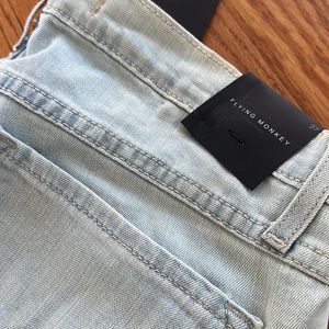 Flying monkey jeans women’s size 27 NWT